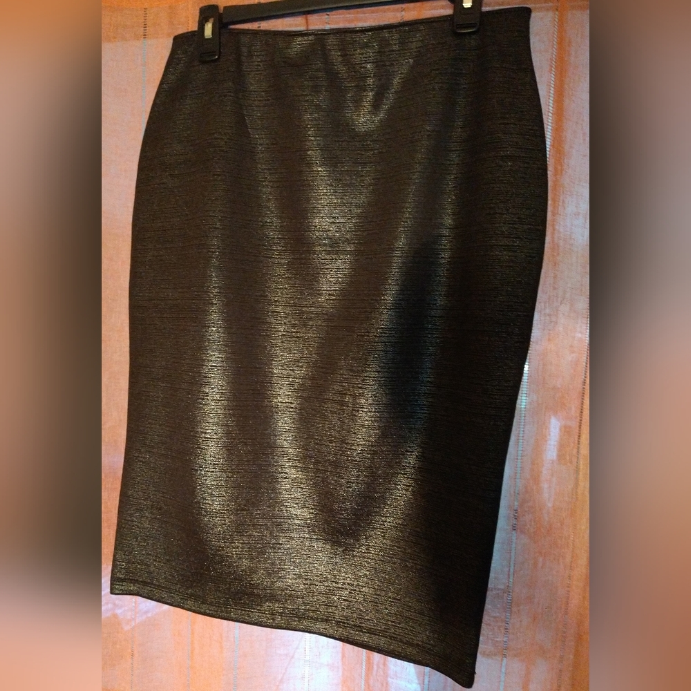 Apt 9 Black Knee Length Pencil Skirt  (NWT)